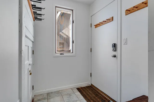 $239,900 | 42 Lower Phase Road, Unit 8, Warren, VT 05674