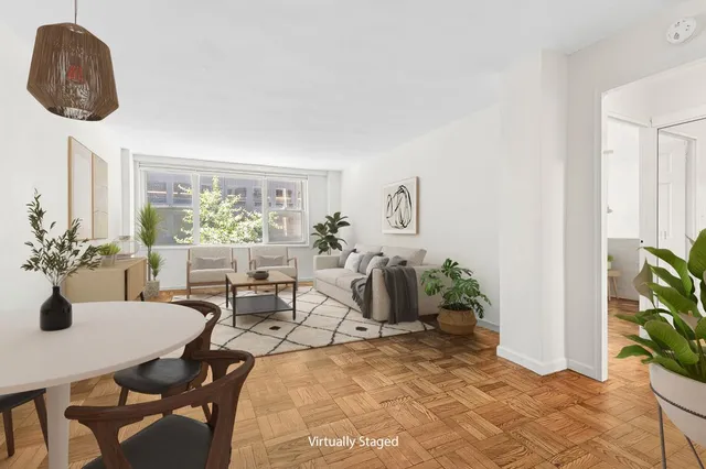 $575,000 | 209 East 56th Street, Unit 5E | Midtown East