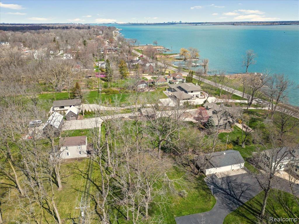 22664 East River Road Grosse Ile, MI 48138 - Photo 9 of 59