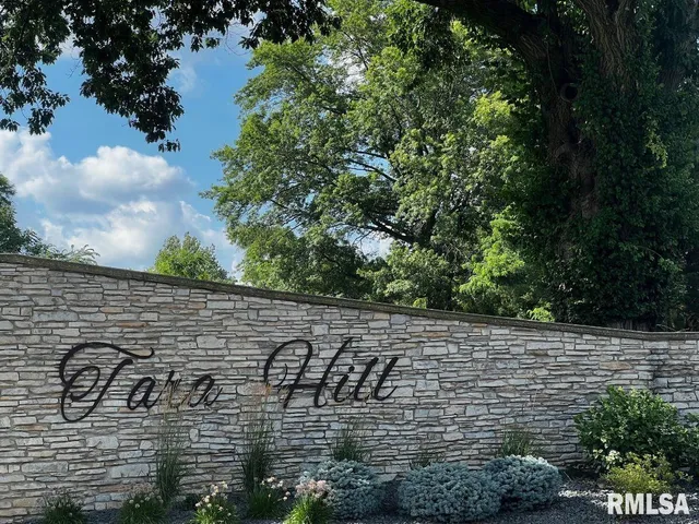 $275,000 | 2001 West Laurel Street, Springfield, IL 62704