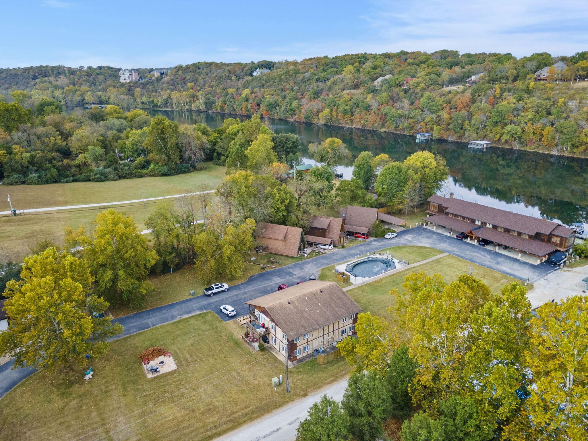 272 Valencia Road, Unit 2 Branson, MO 65616 - Photo 22 of 38 34-web-or-mls-DJI_0061