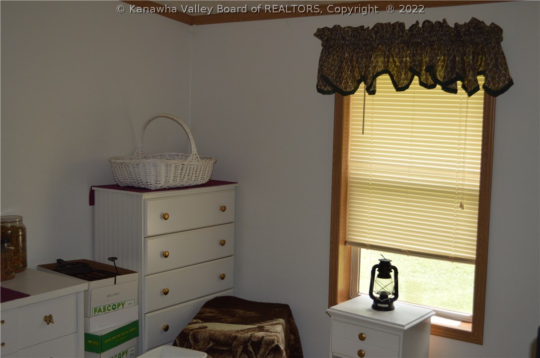 11313 Tribble Road Leon, WV 25123 - Photo 14 of 30 Gallery Image 14