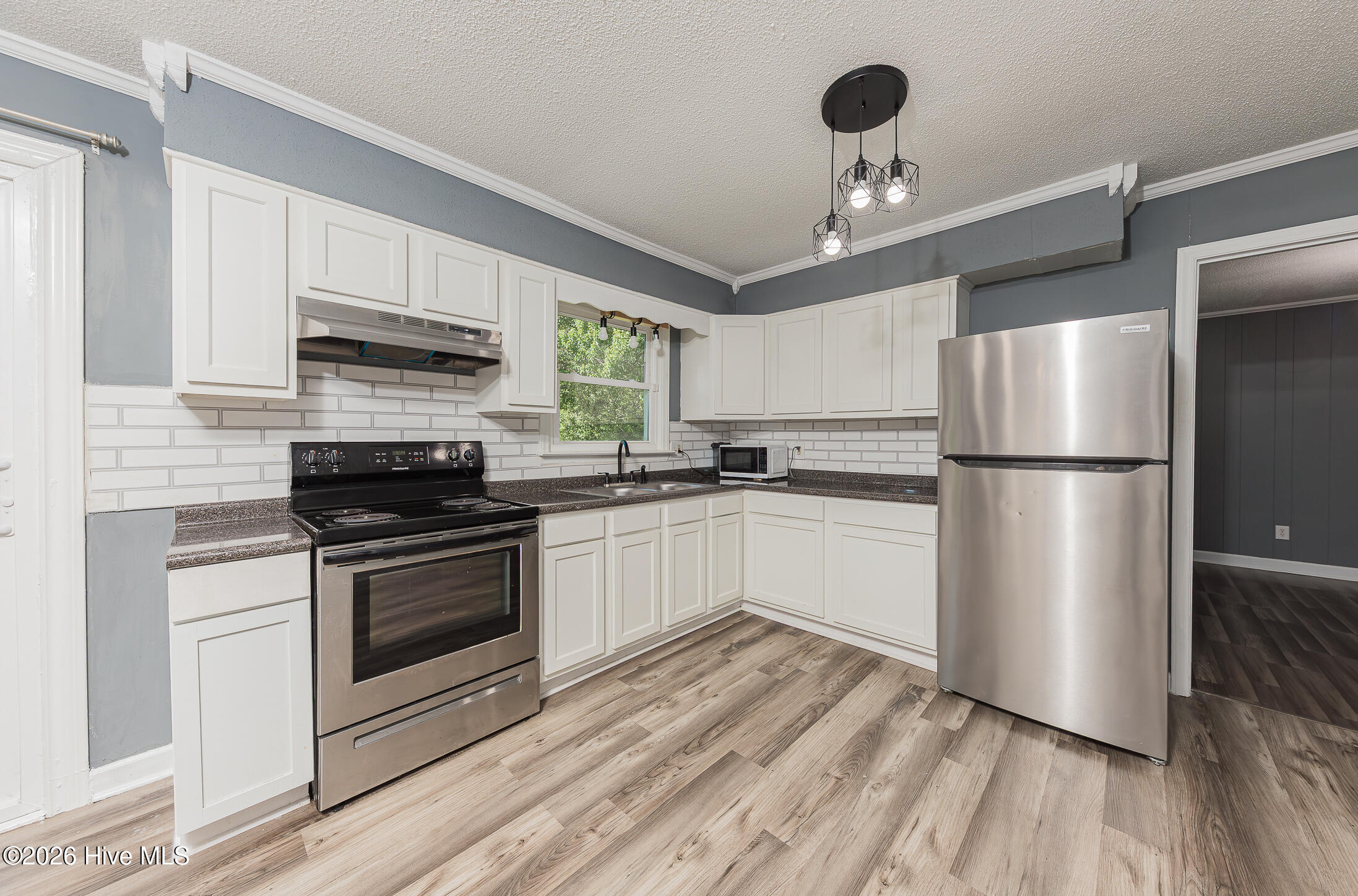 69 Sanders Drive Hubert, NC 28539 - Photo 13 of 33 25KITCHEN