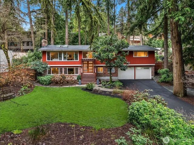 $1,998,000 | 2705 107th Avenue Southeast, Bellevue, WA 98004