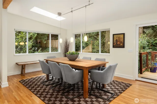 $1,998,000 | 2705 107th Avenue Southeast, Bellevue, WA 98004