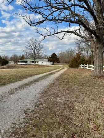 $175,000 | 12811 Highway 64, Lebanon, MO 65536