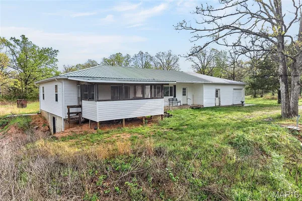 $175,000 | 12811 Highway 64, Lebanon, MO 65536