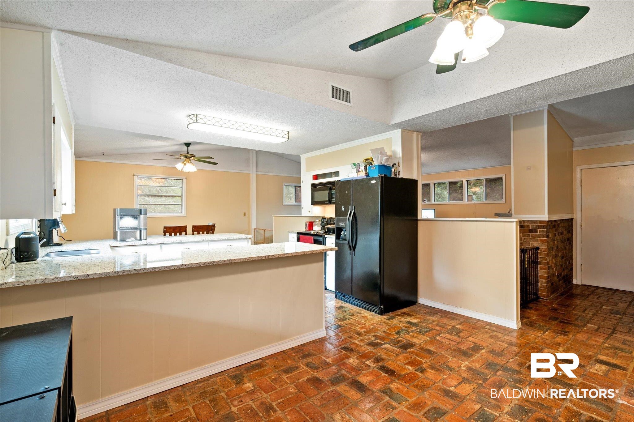 5870 Magnolia Road Theodore, AL 36582 - Photo 13 of 33