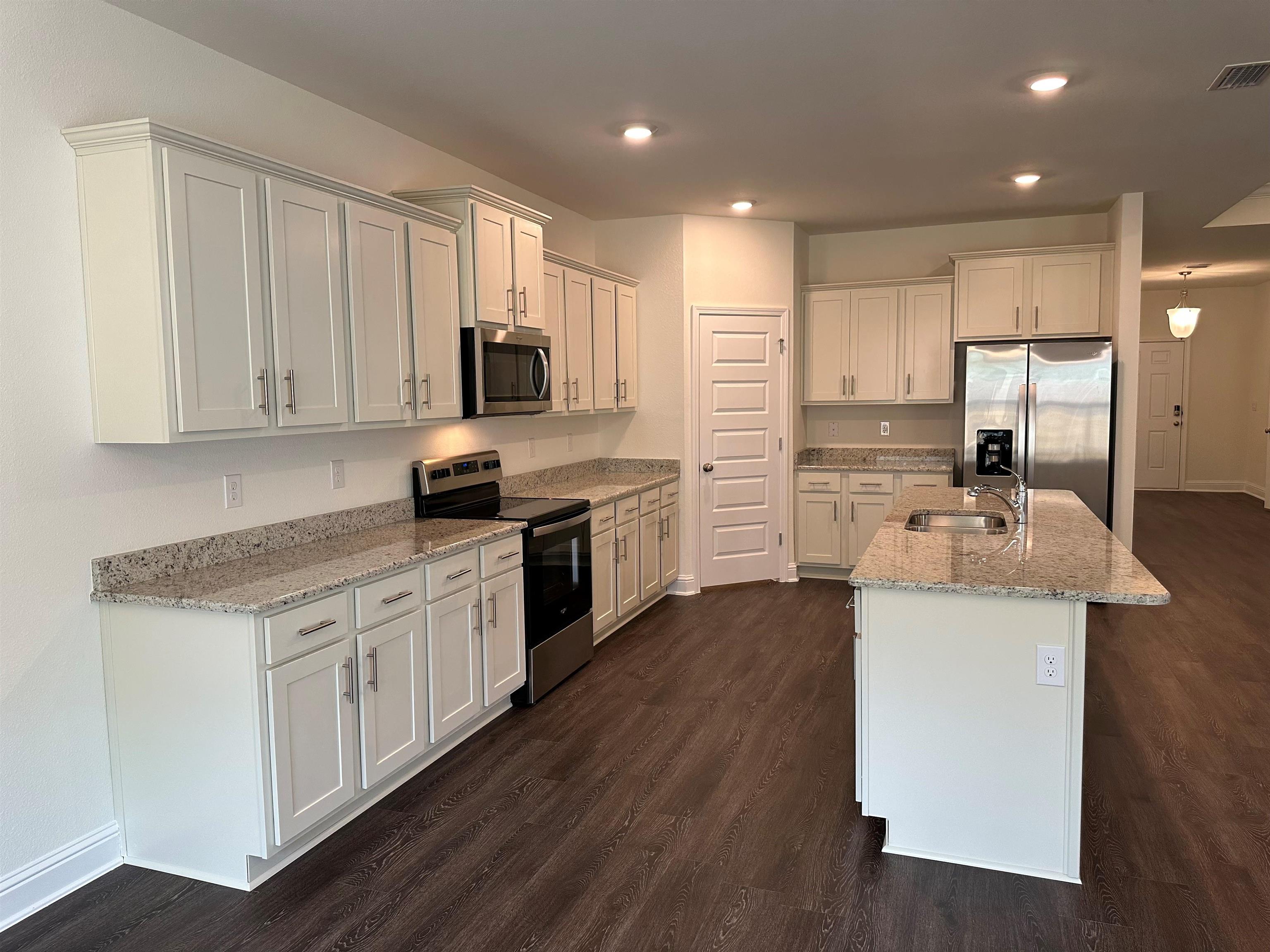 1808 Carly Street, Unit 13 Foley, AL 36535 - Photo 11 of 33 Kitchen