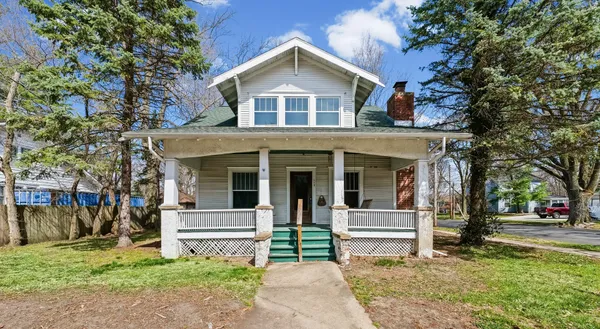 $234,900 | 118 East William Street, Monticello, IL 61856