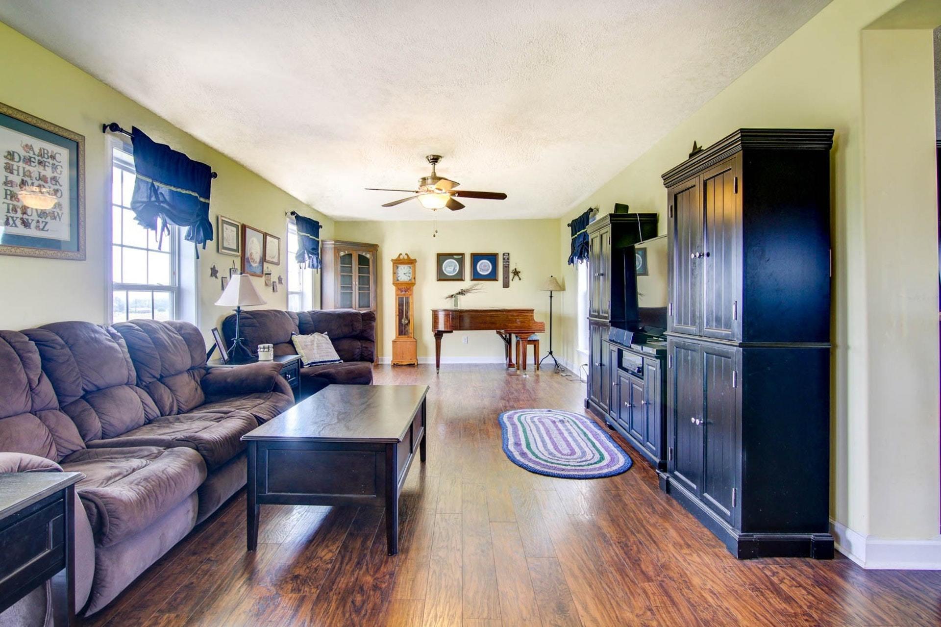 300 Dugwell Road Boones Mill, VA 24065 - Photo 7 of 36 Family Room