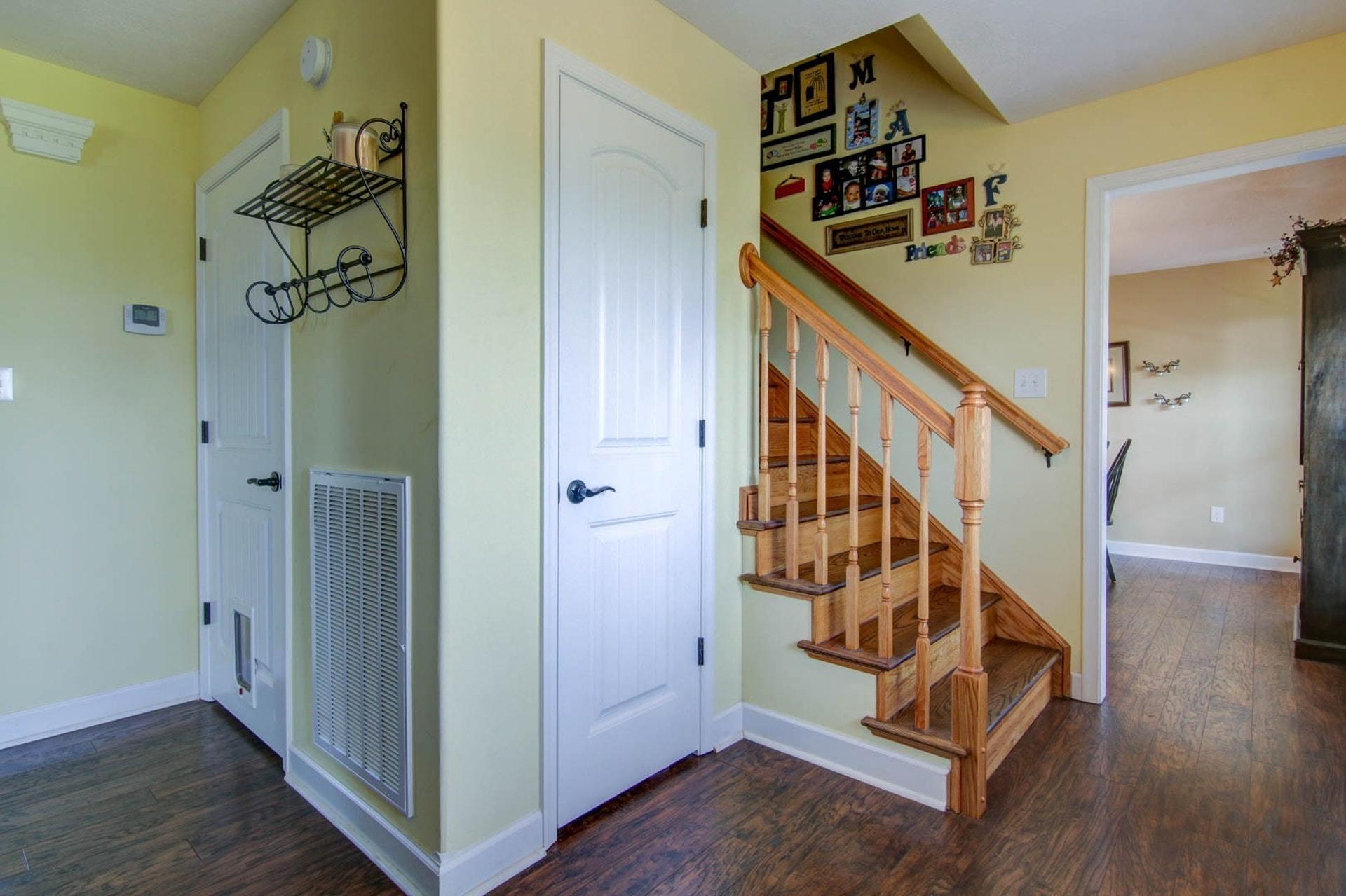 300 Dugwell Road Boones Mill, VA 24065 - Photo 9 of 36 Foyer
