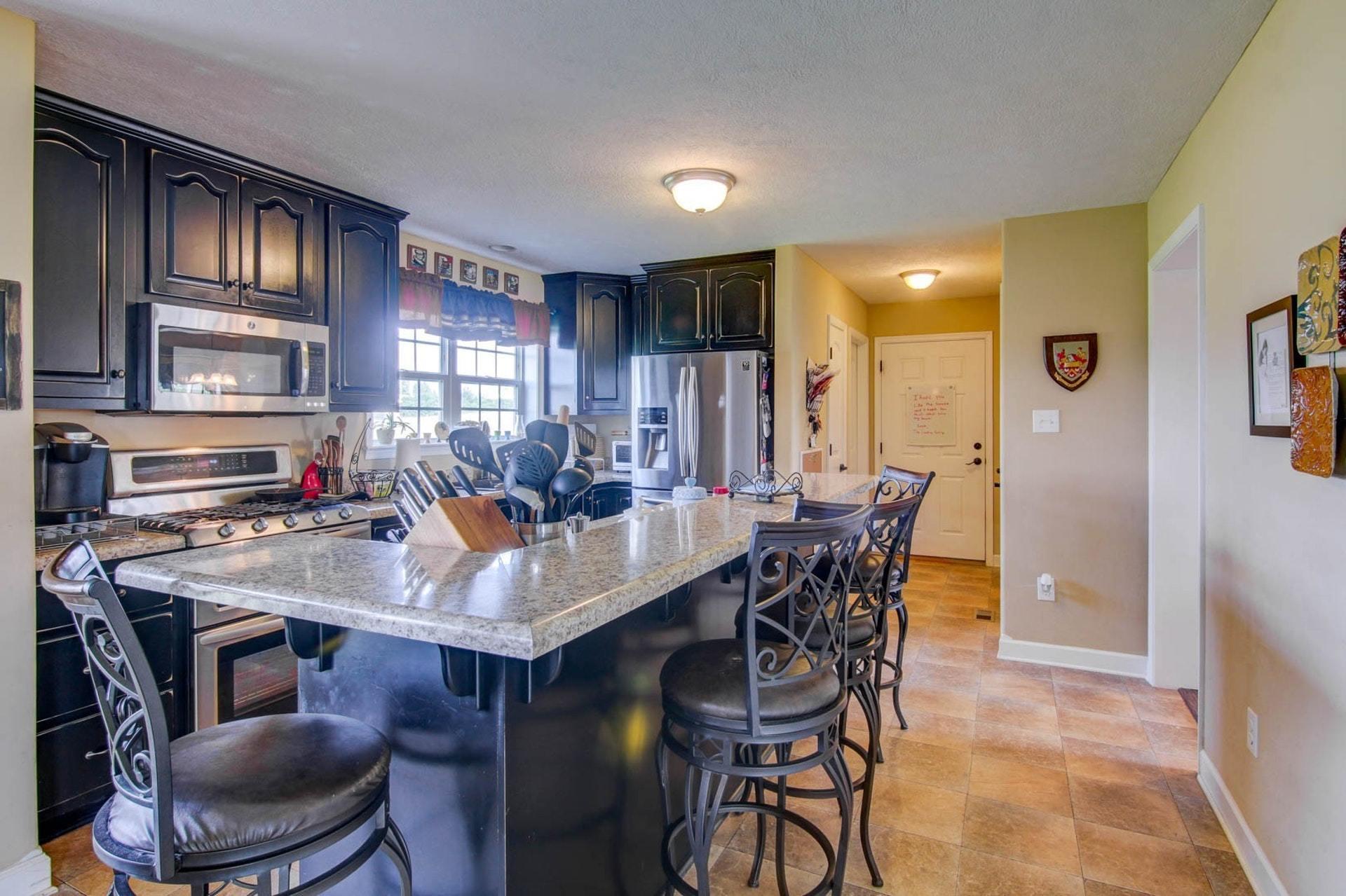 300 Dugwell Road Boones Mill, VA 24065 - Photo 10 of 36 Kitchen w/Granite CT