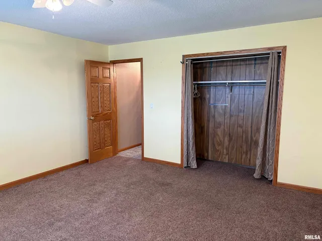 $223,000 | 1249 Woods Lane, Jacksonville, IL 62650