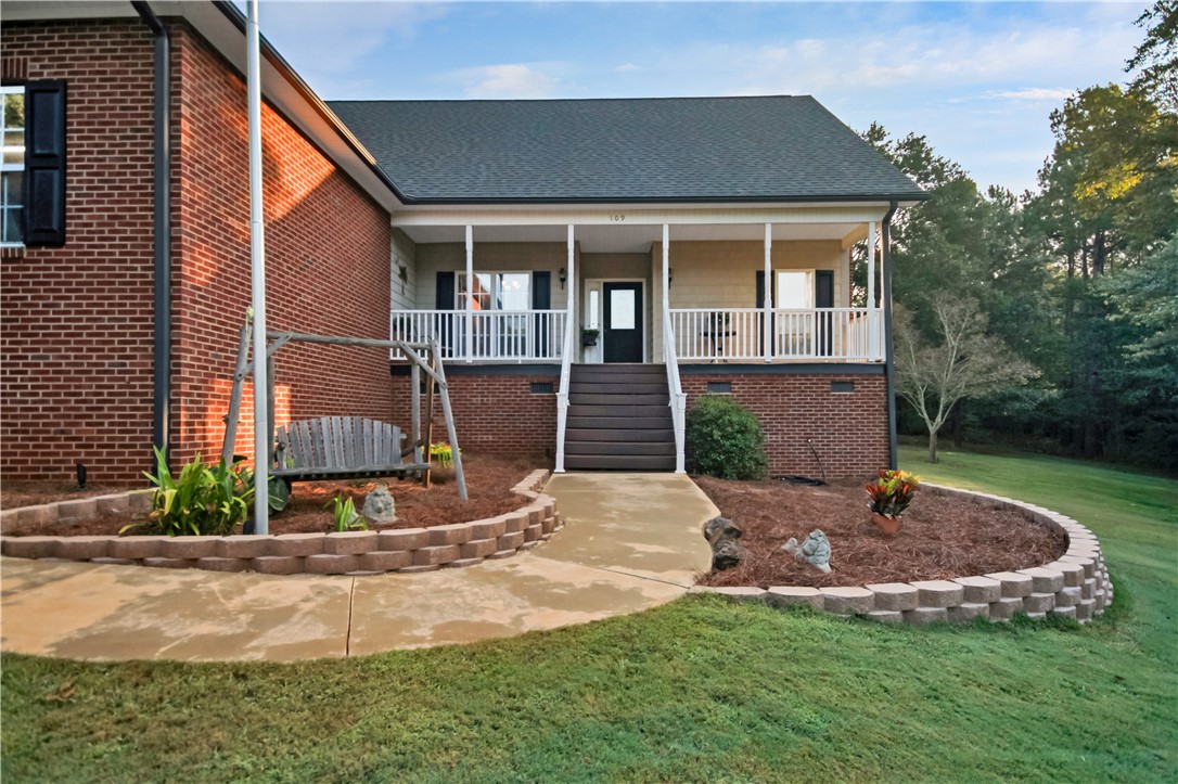 109 Harrison Road Easley, SC 29642 - Photo 2 of 34 Gallery Image 2