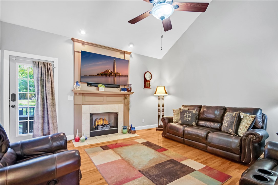 109 Harrison Road Easley, SC 29642 - Photo 3 of 34 Gallery Image 3