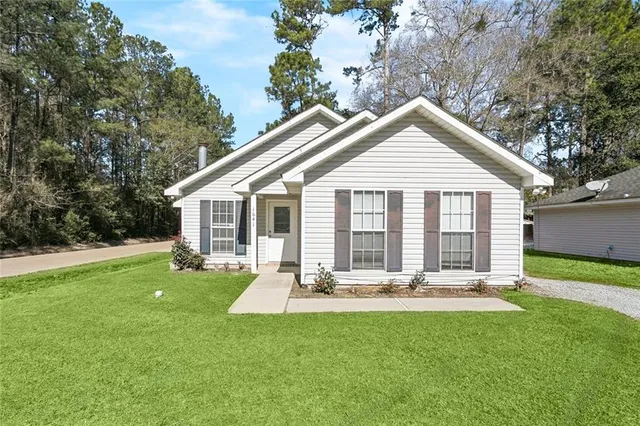 $229,900 | 1641 Clover Street, Mandeville, LA 70448