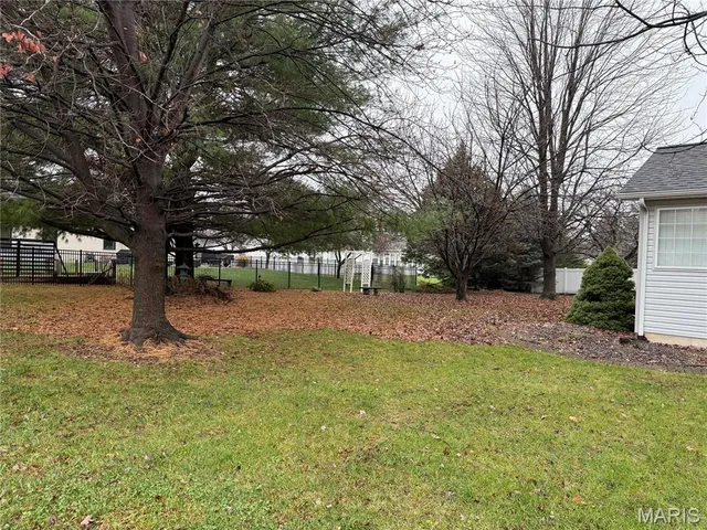 $285,000 | 2727 Falcon Crest Drive, Edwardsville, IL 62025