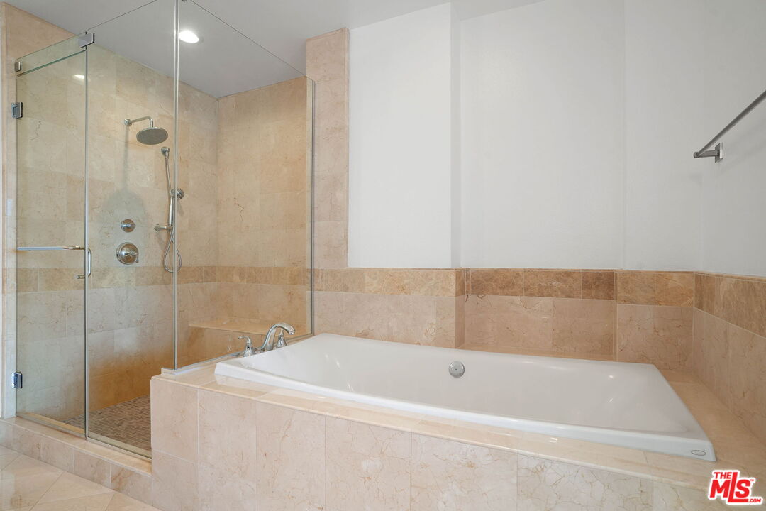 402 Rockefeller, Unit 406 Irvine, CA 92612 - Photo 17 of 30