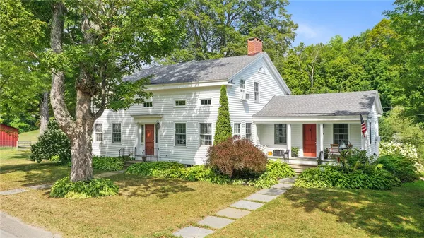 $589,000 | 225 Rezen Road, Middlefield, NY 13450