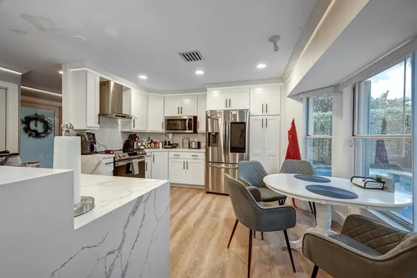 $5,400 | 9581 Northwest 9th Court, Plantation, FL 33324