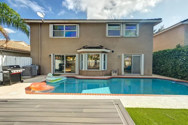 $5,400 | 9581 Northwest 9th Court, Plantation, FL 33324