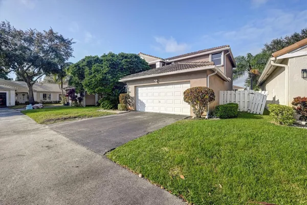 $5,400 | 9581 Northwest 9th Court, Plantation, FL 33324