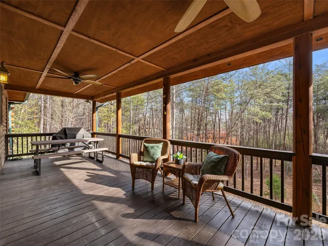 $685,000 | 134 McDaniel Court, Lake Lure, NC 28746