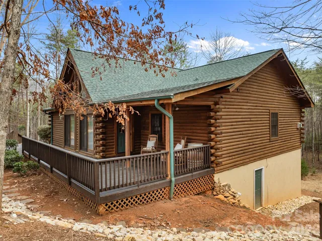 $685,000 | 134 McDaniel Court, Lake Lure, NC 28746