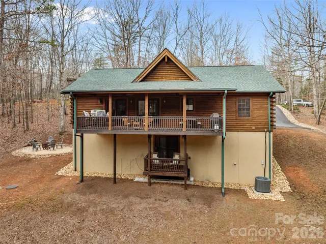 $685,000 | 134 McDaniel Court, Lake Lure, NC 28746