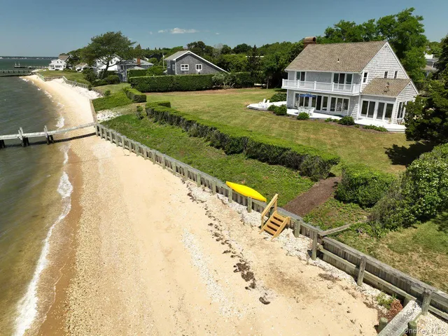 $5,415,000 | 90 Peconic Avenue, Shelter Island, NY 11964