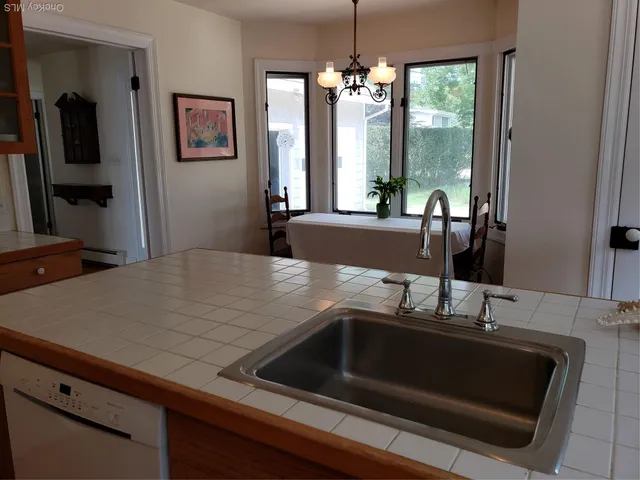 $5,415,000 | 90 Peconic Avenue, Shelter Island, NY 11964