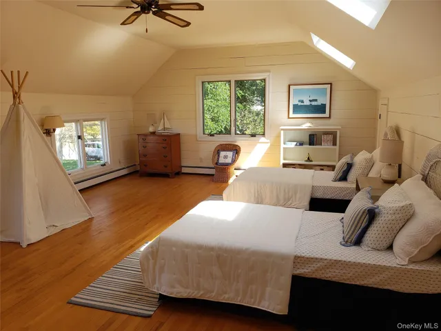 $5,415,000 | 90 Peconic Avenue, Shelter Island, NY 11964