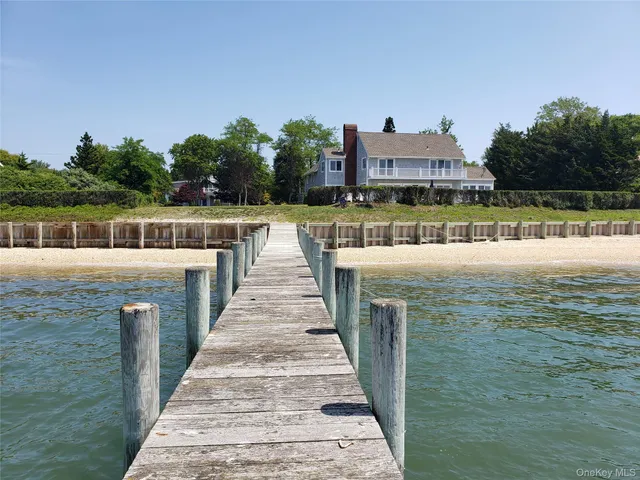 $5,415,000 | 90 Peconic Avenue, Shelter Island, NY 11964