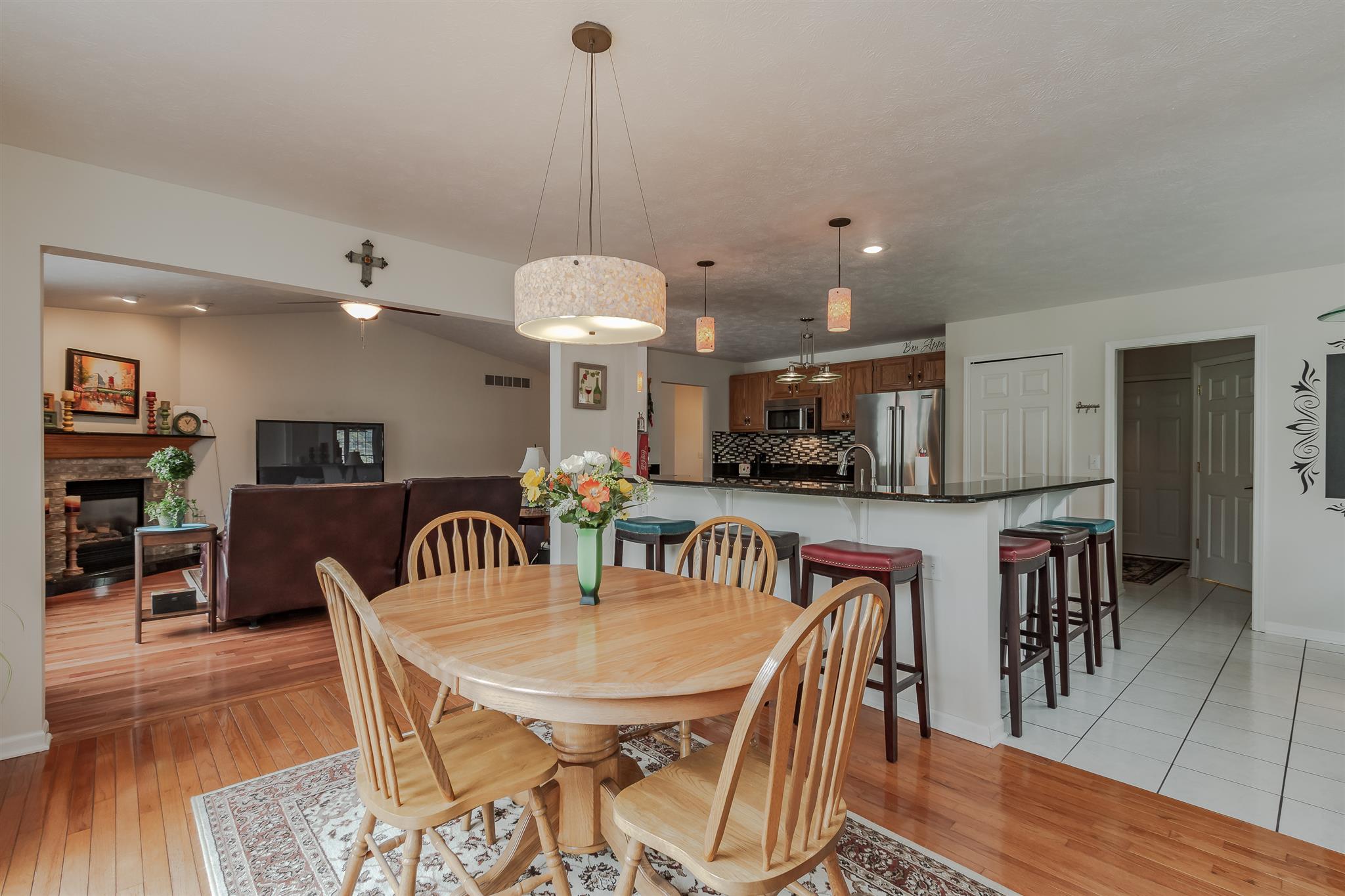 51799 Primrose Road South Bend, IN 46628 - Photo 14 of 32 Gallery Image 14