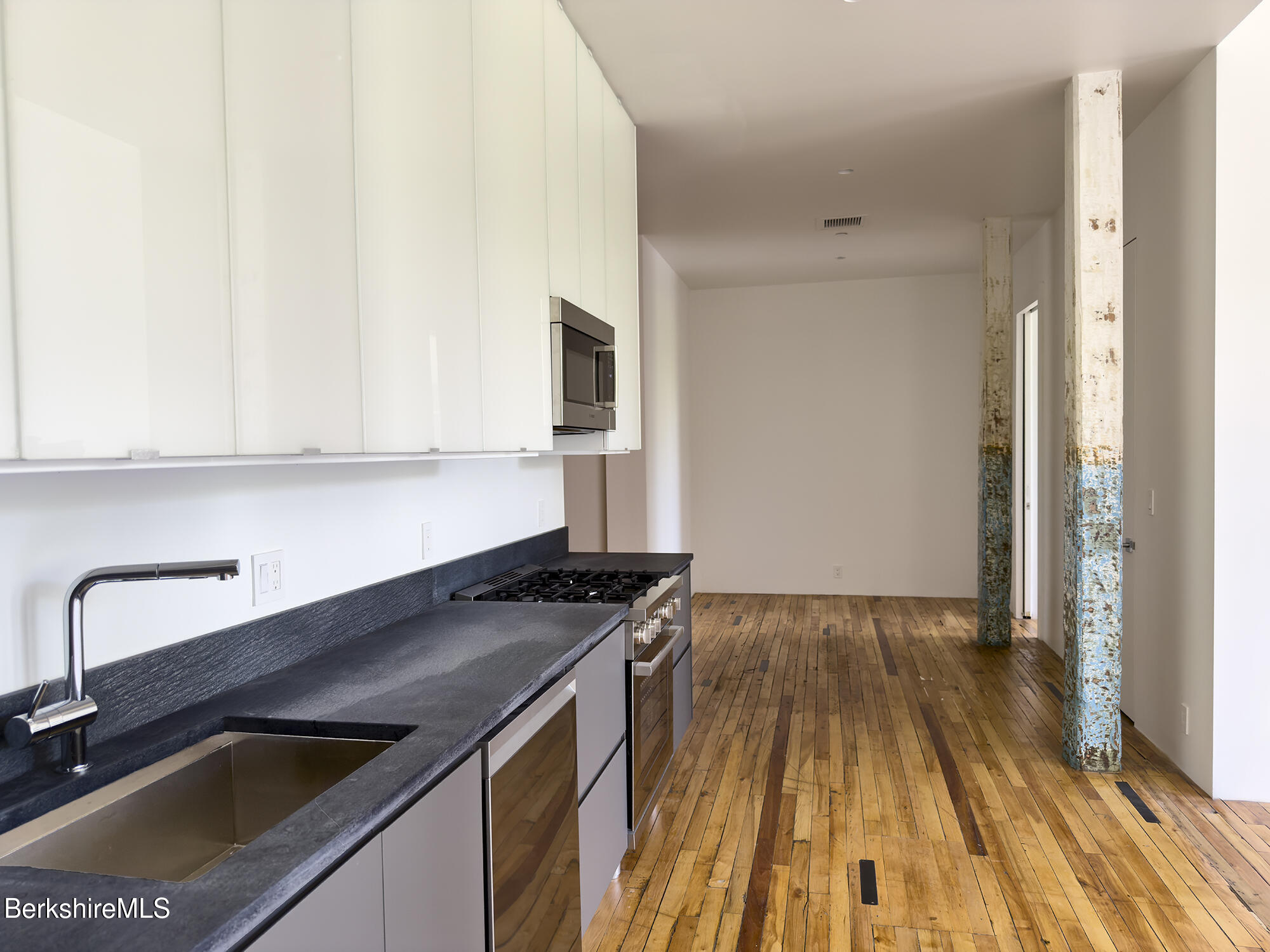 520 State Road, Unit 209 North Adams, MA 01247 - Photo 7 of 30 Kitchen Area (Virtually Staged)