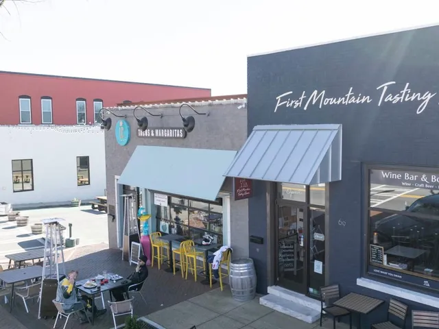 $318,990 | 251 Deerberry Drive, Jasper, GA 30143