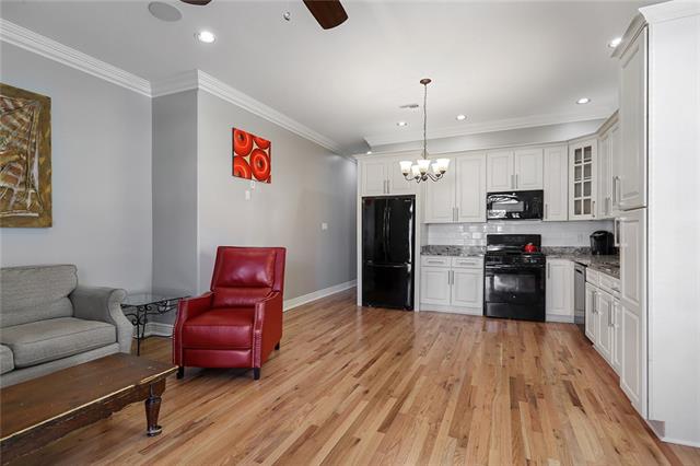 3040 Grand Rte Saint John Street New Orleans, LA 70119 - Photo 2 of 7