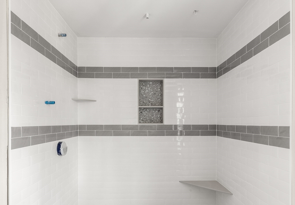 11 Washington Street, Unit 12 Ipswich, MA 01938 - Photo 13 of 38