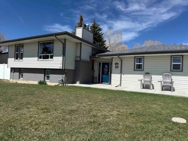 $365,000 | 1301 5th W Court, Kemmerer, WY 83101