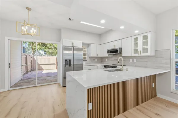 $329,900 | 2709 Penzance Street, Palm Harbor, FL 34684