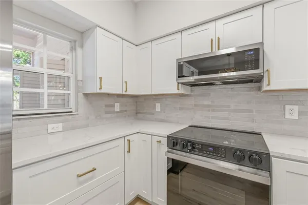 $329,900 | 2709 Penzance Street, Palm Harbor, FL 34684