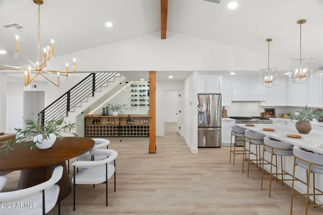 $7,999 | 1643 West Griswold Road, Phoenix, AZ 85021