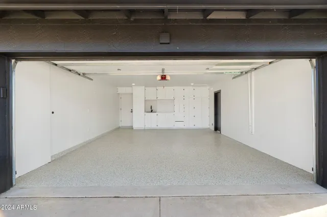 $7,999 | 1643 West Griswold Road, Phoenix, AZ 85021