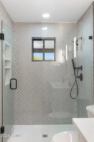 $7,999 | 1643 West Griswold Road, Phoenix, AZ 85021