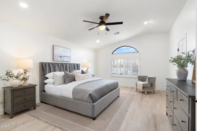 $7,999 | 1643 West Griswold Road, Phoenix, AZ 85021