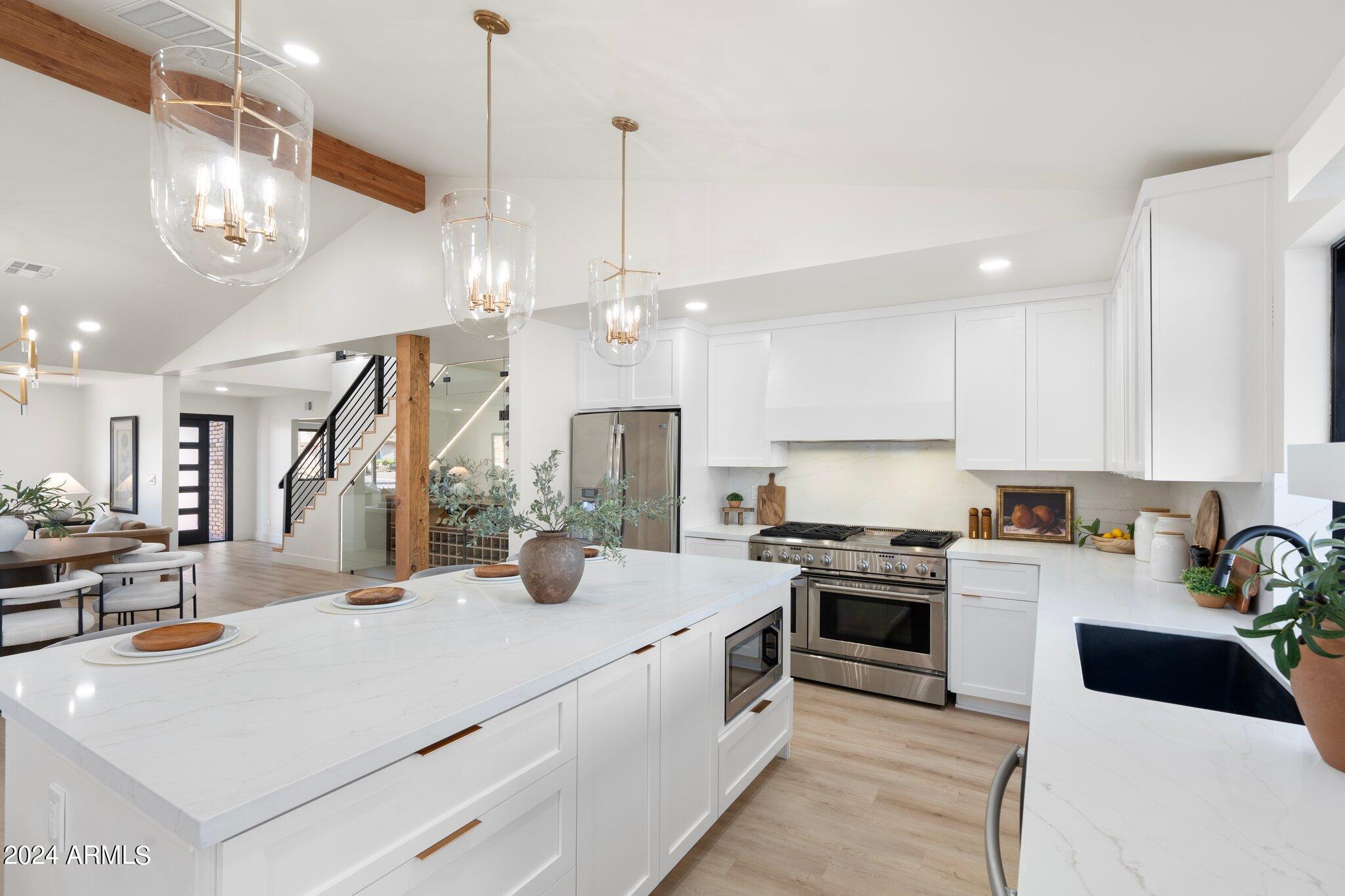 1643 West Griswold Road Phoenix, AZ 85021 - Photo 3 of 81 20-DSC05370