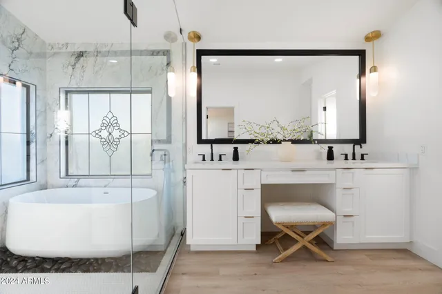 $7,999 | 1643 West Griswold Road, Phoenix, AZ 85021