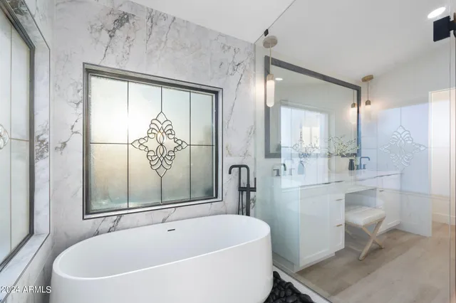 $7,999 | 1643 West Griswold Road, Phoenix, AZ 85021