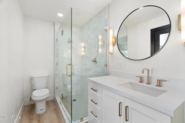 $7,999 | 1643 West Griswold Road, Phoenix, AZ 85021